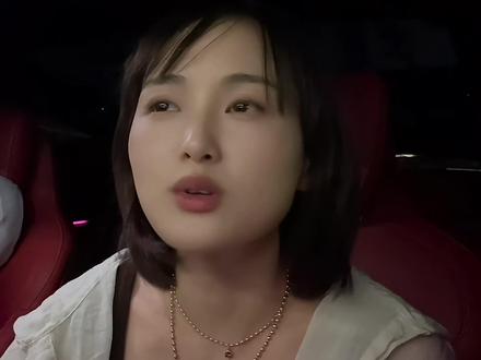 新一代SU7使用感受 新su7已经提车开了10多天了,说说感受吧…… #小米汽车 #新一代su7 #我和我的小米汽车 #付卷卷 #爱粟