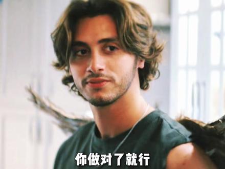 夯爆了!#校园之外 一部全员ooc的剧,凭什么封神#女性 #offcampus #全女 #深度解析