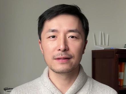 “帮我个忙”不要说成Help me❌ 中式英语 地道口语表达之“帮帮我”千万不要说成Help! 那是救命的意思
本期视频教你请别人帮个忙的5种地道英语说法 Do me a favor, give me a hand, I could use some help, can you show me how to..., 以及美剧里经常出现的英语俚语you scratch my back, I'll scratch yours. 每个表达都有我原创的英文例句 同学们赶紧收藏学习吧
#英语口语 #实用英语 #英语学习打卡 #每日英语 #地道口语 #用英语怎么说系列 #英文学习 #英语地道表达 #英语教育分享 #外企英语 @抖音小助手 @抖音创作小助手 @DOU+上热门