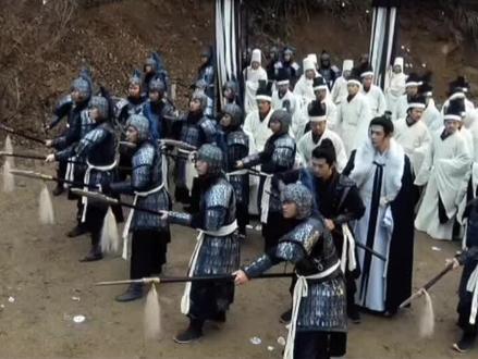 #成何体统“除妖后,清君侧”“护皇后,正视听”