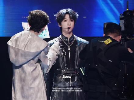 【4K双人直拍】左奇函杨博文《第二类我》
#TF家族荣耀之战