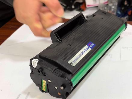 奔图打印机213硒鼓加碳粉,更换芯片!和奔图201和206硒鼓方法一样,视频仅作参考,修坏不赔!#打印机推荐 #打印机 #打印机小李哥 #奔图打印机 #家用打印机推荐