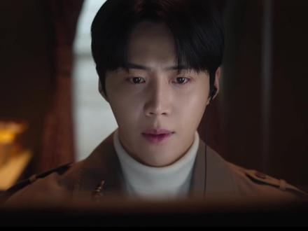 “她看向镜头,也看向你!”#爱情怎么翻译 #韩剧 #解说