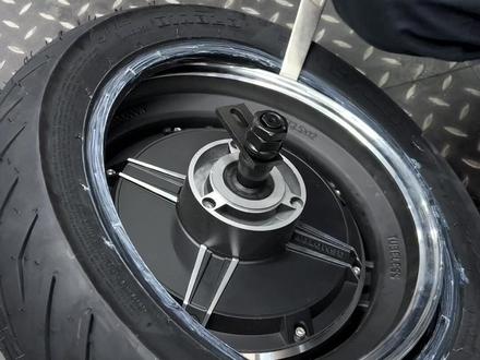 #小牛电动 #电摩 #修车日常 #每一帧都是热爱 教你如何安装轮胎-下 你学废了吗?