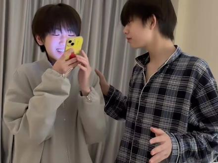 16岁撞进了一场爱里
奇奇 不要再受伤了 平安顺遂 健康无忧
再一次祝你生日快乐#左奇函 #TF家族 #感谢出场