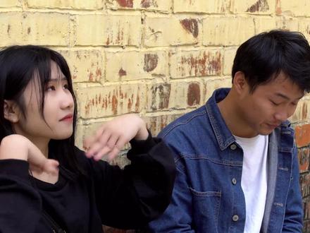 小伙和姑娘相亲,过程中小伙放了一个屁,最后没想到俩人比赛放屁 #搞笑视频