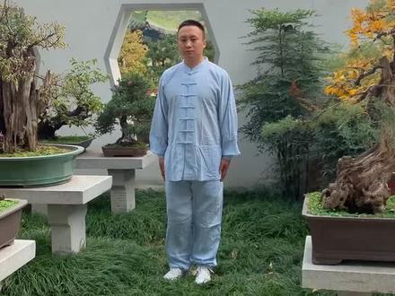 过年啦,感谢亲们的够爱与支持,再做一遍详细的完整版拉筋操送给大家