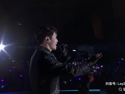 完全被大花轿洗脑了,打开抖音全是张艺兴😂😂😂@张艺兴工作室 #张艺兴封神名场面exo #跨年演唱会 #超燃视频 #帅炸了