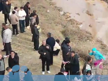 12月9日,河南郑州,航拍看郑州贾鲁河源头30年后泉水复涌流向#河南dou知道 #千万人围观郑州泉水30年后复涌