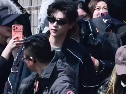 田栩宁帅得如此权威!#田栩宁 #田栩宁F1线下活动 #权威 #帅哥 #F1