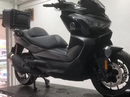 无极SR4,宝马C400,传动改装!TL508让三分,同级别里没对手!#无极sr4max大踏板 #无极SR4 #宝马c400gt #宝马c400x#机车改装