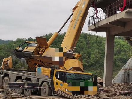 徐工XCA220,又一个撕裂的转盘……#守护吊装安全 #吊车地带#起重吊装