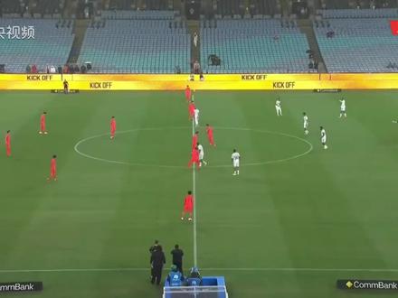 北京时间3月27日14:00,2026国际足联系列赛在澳大利亚体育场展开角逐,国足对阵库拉索。上半场,张玉宁头球摆渡助攻韦世豪凌空抽射破门。下半场,张玉宁抓住对方解围失误推射再下一城。最终,国足2-0击败库拉索。#中国足球赛事