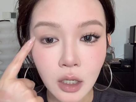 超消肿的四色眼影盘 #眼妆 #眼影 #化妆分享