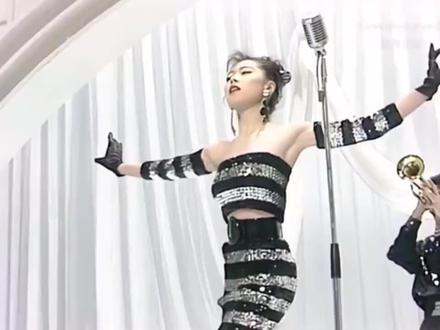 中森明菜声音好粗,像男声