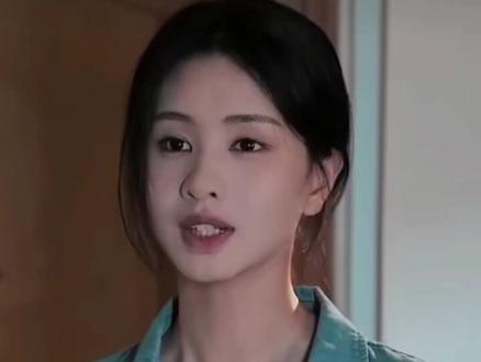 世界很大,路途很远。
但只要你回头,我就在。
姜雾说:我等你回来。#越过灰烬拥抱你 #晨雾与焰火 #朱小雪 #朱朱朱