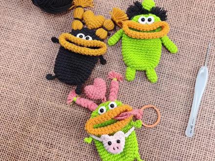 香肠嘴钥匙包钩织教程