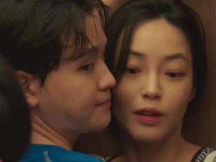 本来是快乐却演变忧愁