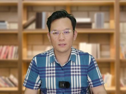 《幼教365》已创刊8年。8年来,我们一直在思考∶怎样才能让更多的家庭因为《幼教365》而获得更加融洽和谐、亲密无间的亲子关系,夫妻关系、婆媳关系?怎样让每一刻的亲子陪伴都可以双向赋能,彼此促进?在每一期杂志里,我们都有所发现。7月5日中午12∶30,我们将和您聊聊我们的思考与行动!记得预约,届时来看!#幼教365 #幼教 #知识分享 #直播预告 #幕后的故事 #科学育儿