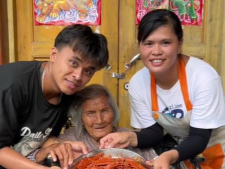 想吃辣条不用去外面买,在家也可以自己做,看二姐是怎么做的 #淘宝闪购点外卖更优惠#我的乡村生活 #抖音新农人