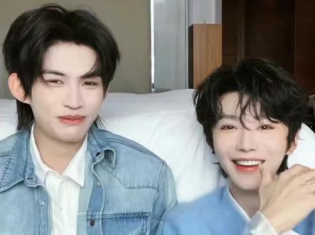 “闯祸的妻子,忙碌的丈夫!”谁懂啊!好甜啊!#云熠99#云旗yunqi#郝熠然#绝配