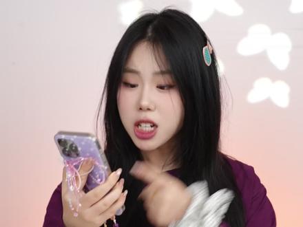 小纸人跳舞?快来看看你喜欢邪恶的还是善良的! 谁发明的小把戏啊!也太好玩了😭
小纸人跟着滋滋声疯狂扭胯,卡点超准
盯着看十分钟,嘴角就没下来过,巨解压!
手残党也能一秒拿捏,材料家里全有
闲来无事玩两下,专治各种不开心
这魔性的小舞姿,越看越上头!
#魔术 #搞笑 #解压 #涨知识 #趣味实验