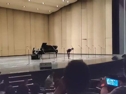 傲日其楞现场版《蒙古人》