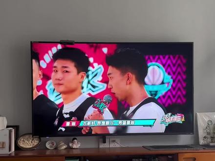 来喽来喽 追@曹岩 的综艺 这!就是灌篮 第四季 一二期所有有曹岩的画面 表现有点低调呀