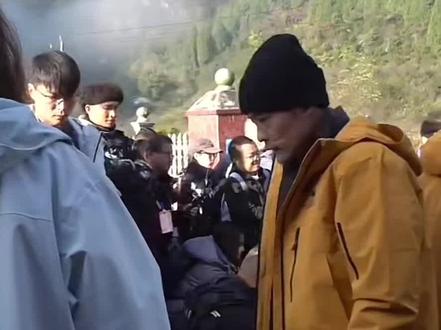 刀疤哥涨了八斤,决赛加油哦#七星山荒野求生