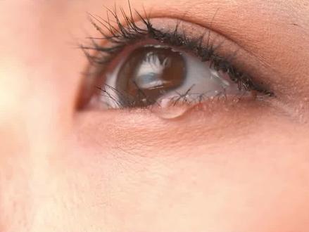 所谓“母子连心”,孕妈哭的时候,胎宝宝也会难过,#准爸爸 多些谦让,更利于宝宝成长发育#孕妈 #母婴育儿