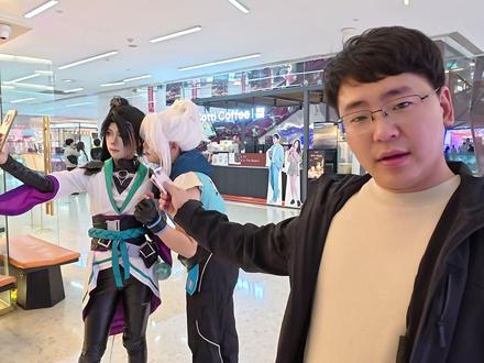 终于抓住个奶妈,必须好好安排一下子 #无畏契约 #街头挑战 #惊喜 #瓜子二手车