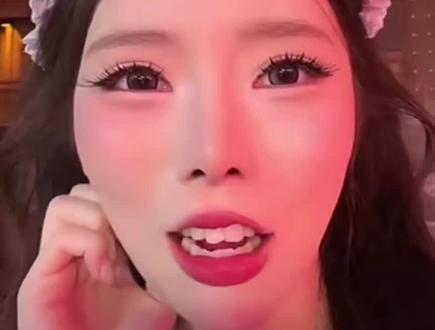哥哥熬了一夜策划的节目,已经与舞蹈渐行渐远了……某些项目比跳舞还要累,好胜心强的#龙浩天妹妹 每一项都拼到筋疲力尽……晚上还要继续排练新舞,龙悦开始逐步摆脱磕CP的禁锢,为大舞台奉献自己喜爱的节目。
#直播 #社会百态 #人物故事 #舞蹈