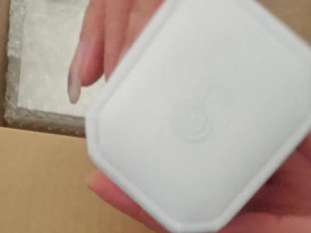 三分钟不到戒指掉钻全过程
#开箱视频 #恋与深空戒指 #恋与深空 #这手艺如今很少见了快失传了 #气笑了哈哈哈