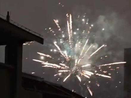 原来被清华大学录取 学校真的会为你放半小时的烟花#王源杨坤老男孩 #老男孩