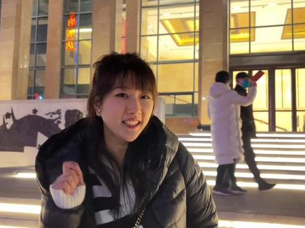 西演 易俗大剧院 百年三意社,经典名家汇聚,过大年就要看大戏,快来带着你的爸妈爷奶,一起来看戏啦!#打卡美好西安 #繁华是古都盛世是长安 #秦腔秦韵 #秦腔爱好者