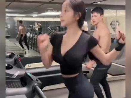 这样跑,随手拍都出片#名场面 #健身房那些事儿 #妲己步伐
