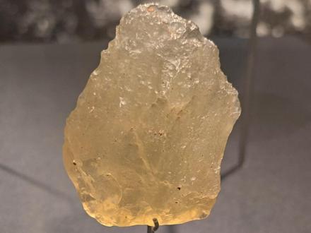 玻璃陨石合集 价值连城阿#月球 #陨石 #发财 #科普 #天文