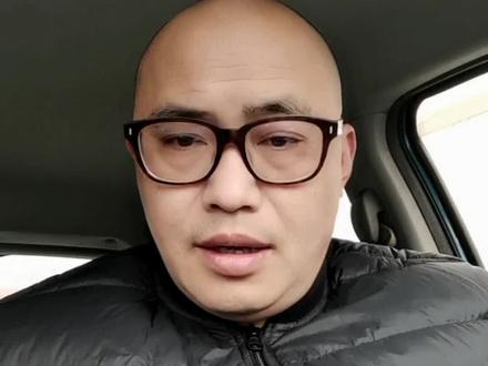 光头一笑,大事不妙#光头光头最时尚 #搞笑