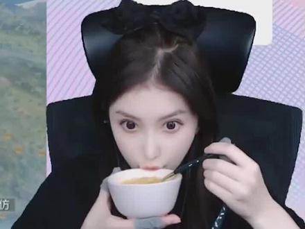 战神的一些基本操作都学会了嘛铁汁们#和平精英 #和平精英搞笑 #游炸汤圆