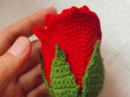 重工酒杯玫瑰|花托
永恒的爱情和坚定的承诺。❤️
#上热门 #手工编织零基础教学 #酒杯玫瑰花托 #酒杯玫瑰钩织教程 #新手自学钩织