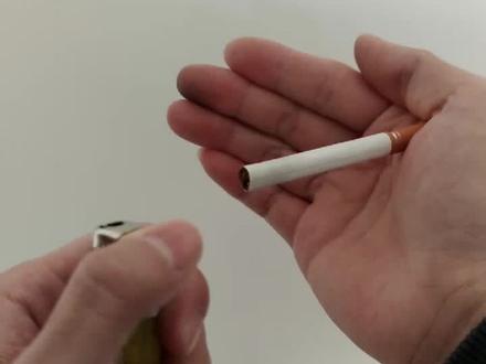 牛年第一个工作日,递烟的正确打开方式,让领导瞬间记住你🌝