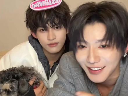 “诡秘我心疼你”哈哈哈哈哈哈哈
我真的救命 太好笑了两个人
#云熠 #云旗 #郝熠然 #诡秘 #情侣甜蜜日常