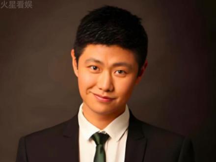 从硬汉到爱豆,他的转变背后满是心酸