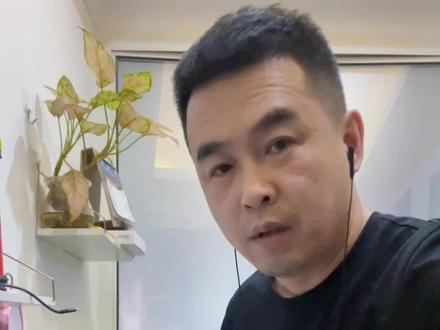 魅声G9声卡套装 很多朋友和我一样都想一键修音!今天带朋友们来体验G9一键操作 还干脆点#声卡 #声卡演示 #直播设备 #对口型飙演技