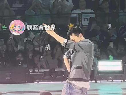 一个视频告诉你刀马刀马到底有多火! #万万没想到 #权志龙 #刀马刀马 #演唱会现场