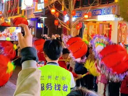 莲峰高烨燃爆全场 #各地民俗舞起来了 #人山人海太热闹了 #甘肃社火 #社火夜行祈福安康 #民俗文化