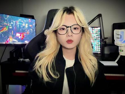 ROG新磁轴键盘!夜魔98HE使用体验究竟如何? #夜魔98HE #夜魔 #无畏契约 #磁轴 #玩家国度