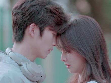 哪有什么偶然相遇,那都是我蓄谋已久的安排#双向奔赴 #心动瞬间 @你的一航