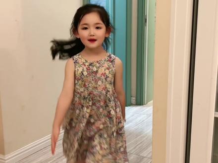 学凯凯奶奶给闺女说话,我的豆来,听话的很呀#我的女孩👧🏻