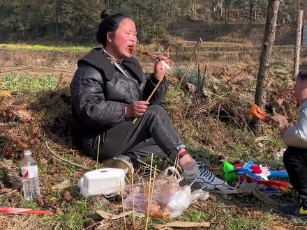 爸爸今天又去住医了 医院说换肝我们农村人哪里去找这个一百多万 唉#记录真实生活 #记录生活 #带娃日常